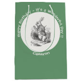 Alice in Wonderland White Rabbit Birthday Party Medium Cadeauzakje (Voorkant)