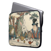 Alice Lost in Japan | Ukiyo-e Mad Tea Party Laptop Sleeve (Voorkant Links)