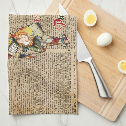 Alice, Mad Hatter & Rabbit Collage Quote Theedoek (Quarter Fold)