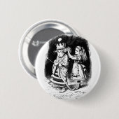 Alice met de witte koningin ronde button 5,7 cm (Voorkant /achterkant)