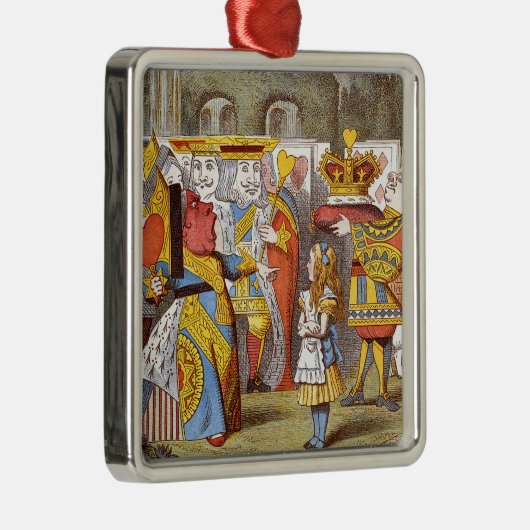 Alice op de koningin 2 metalen ornament (Rechts)