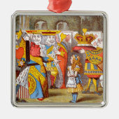 Alice op de koningin 2 metalen ornament (Voorkant)