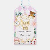 Alice vraagt zich af of het gekke hatter theefeest cadeaulabel (Achterkant)