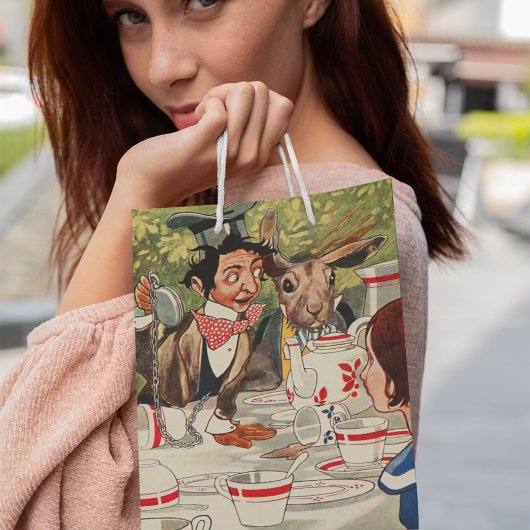 Alice's avonturen in Wonderland Tea Party  Medium Cadeauzakje