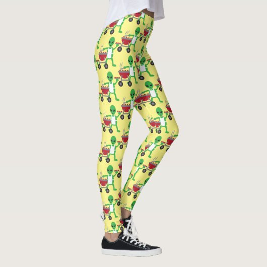 Alien Barbecue Cookout Thunder_Cove Leggings (Rechts)
