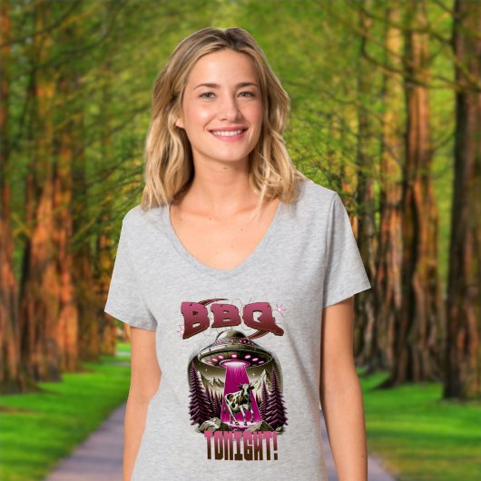 Alien BBQ Koe Raapt Joke T-shirt