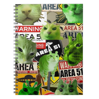 Alien Cat Invasion: de Area 51 Felines Notitieboek