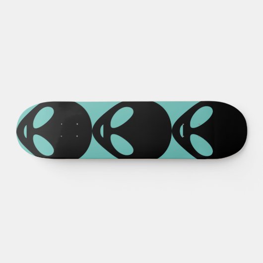 ALIEN COOL SKATEBOARDS (Horizontaal)