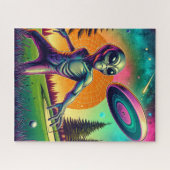 Alien Disc Golf met Planet Achtergrond Legpuzzel (Horizontaal)