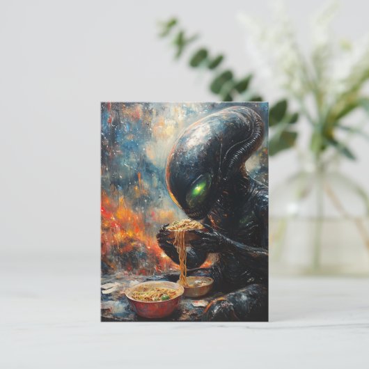 Alien Eating Noodles Briefkaart (Staand voorkant)