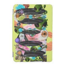 Alien Girl Esthetische Collage iPad Case | 2RareCo