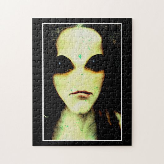 Alien Girl Puzzle Legpuzzel (Verticaal)