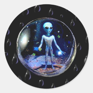 Alien in een bubbeltje ronde sticker