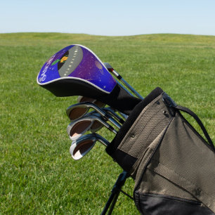 Alien in een ruimteschip draagt een New Mexico T-s Golfheadcover