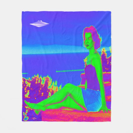 Alien Invasion Pop Art Fleece Blanket (Voorkant)