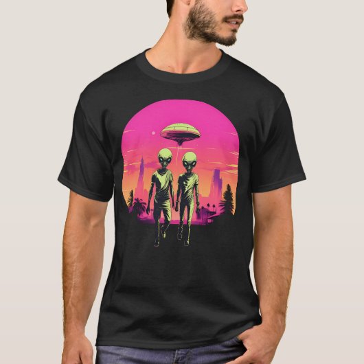 Alien Invasion T-shirt (Voorkant)