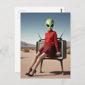 Alien Lady en de tv in de woestijn Briefkaart (Voorkant / Achterkant)