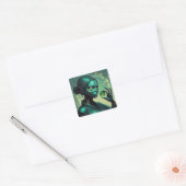 Alien Lady houdt transparant glazen object vast Vierkante Sticker (Envelop)
