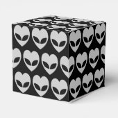 Alien Love Heart Bedankdoosjes (Achterkant)