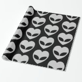 Alien Love Heart Cadeaupapier (Uitgerold)