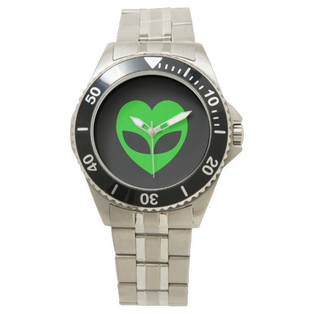 Alien Love Heart Horloge (Voorkant)