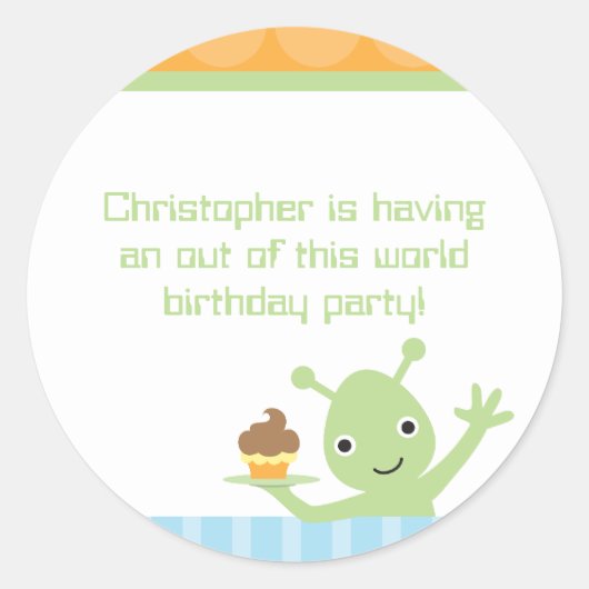 Alien met cupcake boy's verjaardagsfeestje sticker (Voorkant)