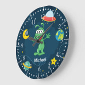 Alien monsterillustratie cartoon in de ruimte grote klok (Hoek)