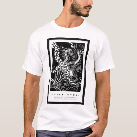 Alien Ocean door Cathy Buburuz T-shirt (Voorkant)