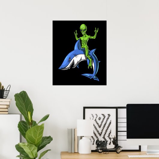 Alien Riding Shark Space UFO Poster (Thuiskantoor)