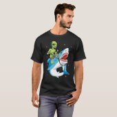 Alien Riding Shark T shirt UFO Vrouwen Mannen Kind (Voorkant volledig)