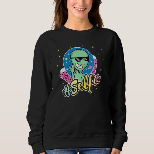 Alien Selfie Retro 90-stijl, levensechte Alien Trui (Voorkant)