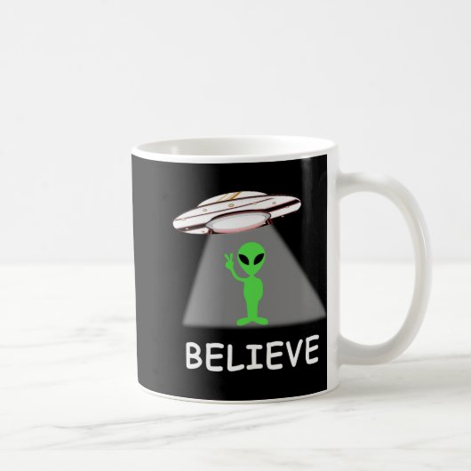 Alien Shirt - I Believe New Cool Ufo Koffiemok (Rechts)