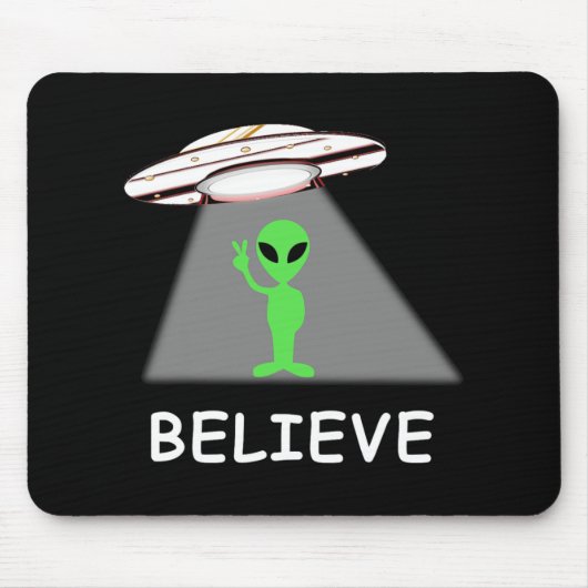 Alien Shirt - I Believe New Cool Ufo Muismat (Voorkant)