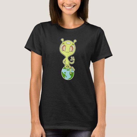 Alien Sitting On Earth   T-shirt (Voorkant)