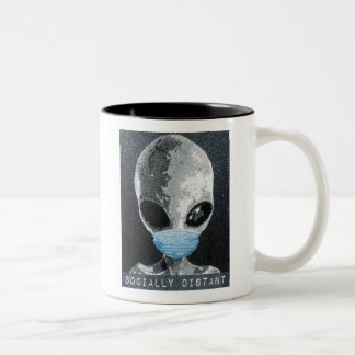 Alien Socially Distant Coffee Mok