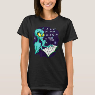 Alien Studying Solving Math Science Physics Equati T-shirt