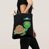 Alien, UFO en Turtle Bizarre Ontvoering Tote Bag (Dichtbij)