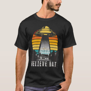 Alien ufo geloven dat buitenaardse ontvoering ruim t-shirt