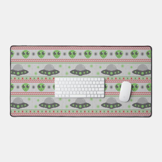 Alien Ugly KerstSweater Bureaumat (Keyboard & Muis)