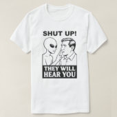 Alien warns human t-shirt (Design voorkant)