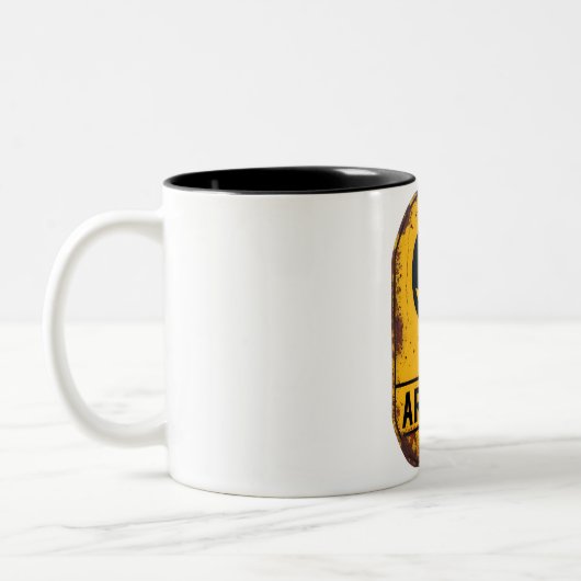 Alien Zone Alert Mug – Beware the Unknown Tweekleurige Koffiemok (Links)