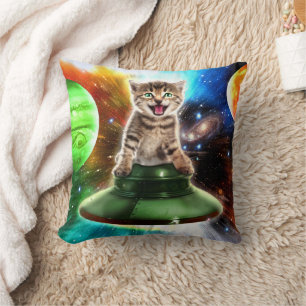 Alienkat in de oufsauer kussen