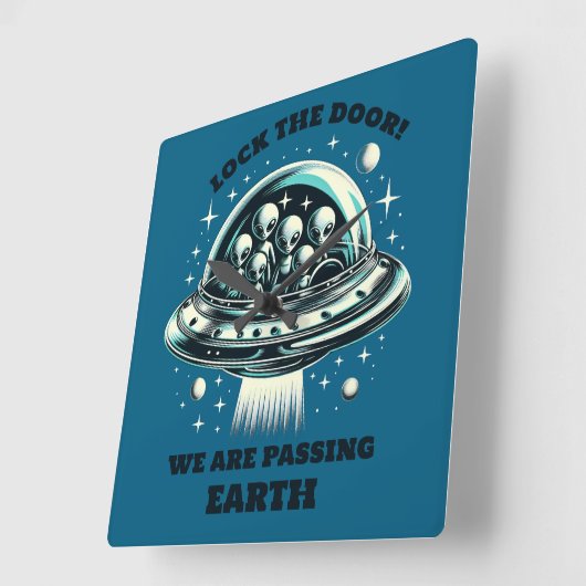 Aliens Avoid Earth Lock The Door Spaceship Light Vierkante Klok (Hoek)