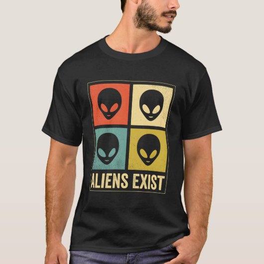 Aliens bestaan Funny  Retro Alien Believer T-shirt (Voorkant)