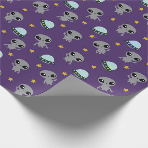 Aliens die papier met onmiddellijke verpakking geb