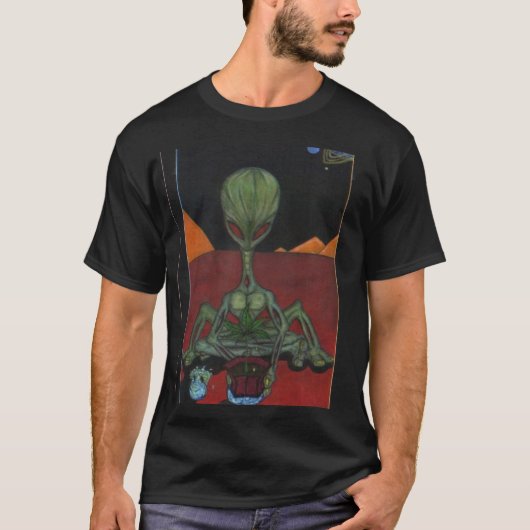 ALIENS GAVEN ONS WEED! T-SHIRT (Voorkant)