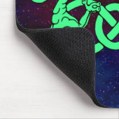 Aliens getwijnd (Aliens en Keltische Knot) Muismat (Hoek)