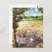 Aliens maken picknick in de krooncirkel - Briefkaa Briefkaart (Voorkant / Achterkant)