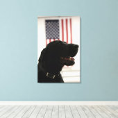 All-American Black Labrador Retriever Canvas Afdruk (Insitu (Houten vloer))
