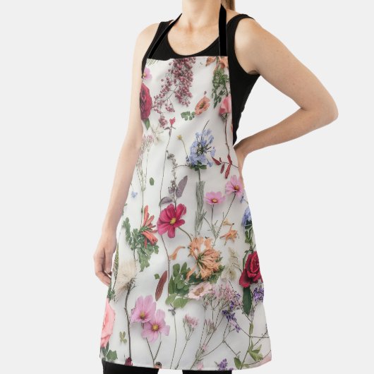 All over print Apron Schort (Insitu)